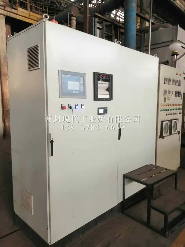 2019年現(xiàn)代工業(yè)爐臺車式燃?xì)饧訜釥t控制系統(tǒng)