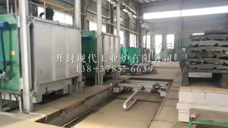 現(xiàn)代工業(yè)爐臺車式燃?xì)饧訜釥t